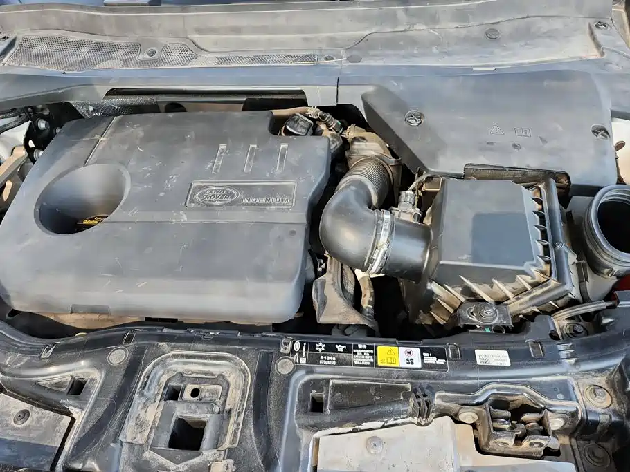 Land Rover Discovery Sport Hybrid — миниатюра 10