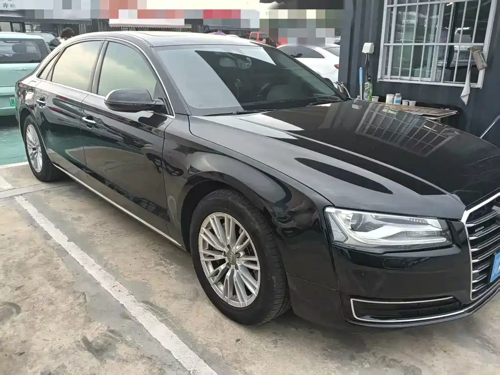 Audi A8 — миниатюра 2