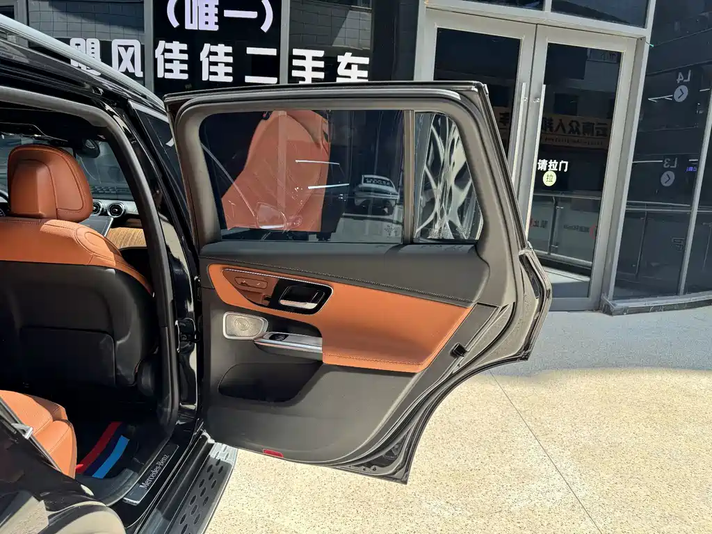 Mercedes-Benz GLC — миниатюра 44