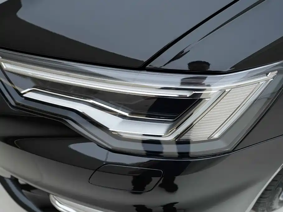 Audi A6L — миниатюра 13