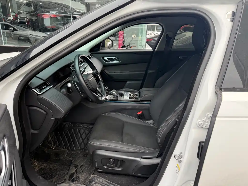 Land Rover Velar — миниатюра 4