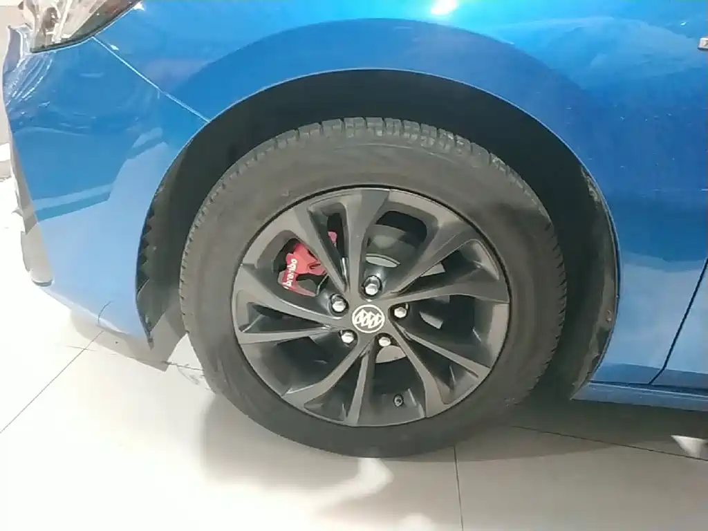 Buick Verano — миниатюра 23