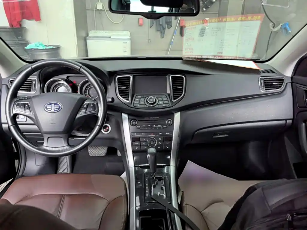 Bestune B90 2014 1.8T AT Luxury