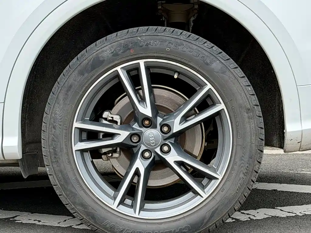 Audi Q5L — миниатюра 8
