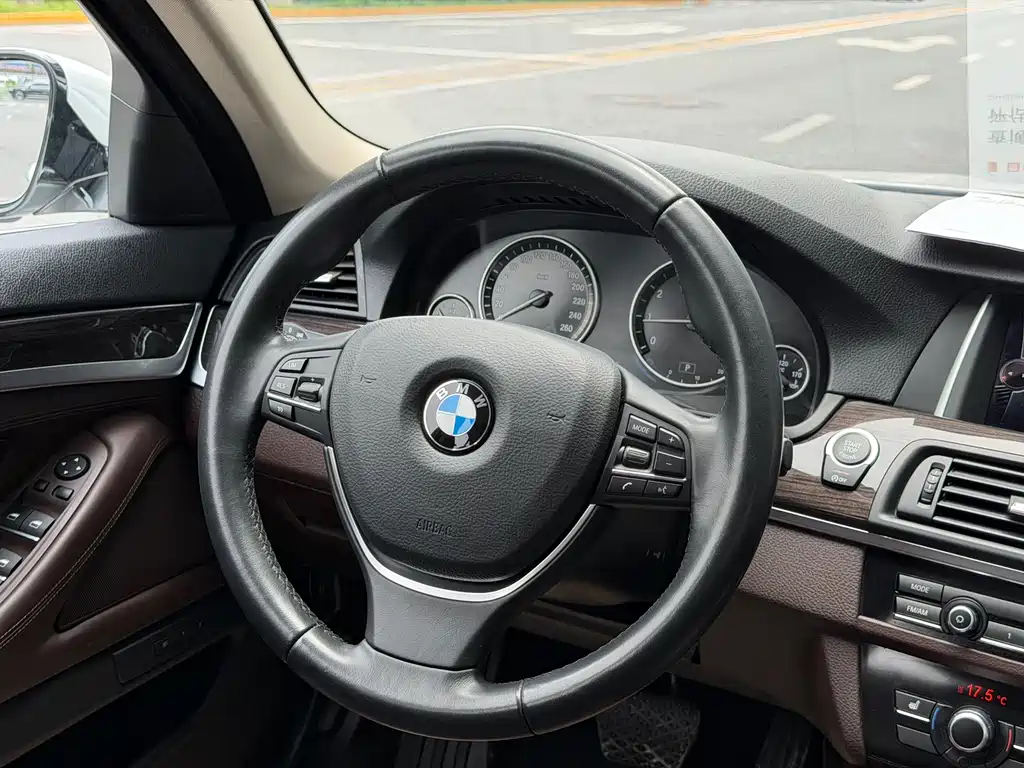 BMW 5 Series 5 2014 525Li Luxury