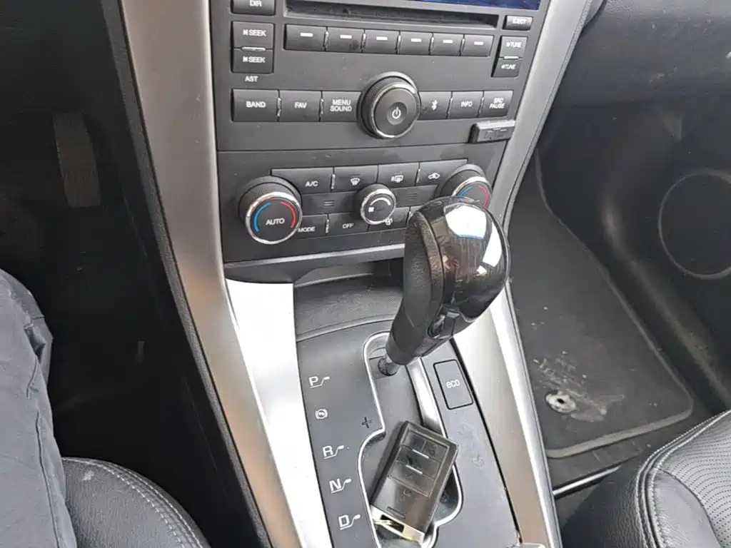 Chevrolet Captiva — миниатюра 14
