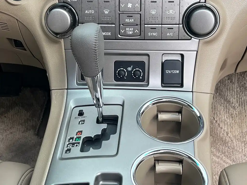 Toyota Highlander — миниатюра 14