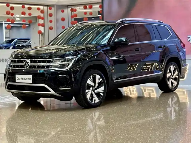 VOLKSWAGEN TOURANG 2023