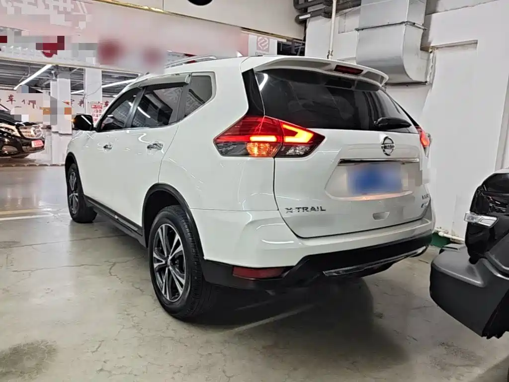 Nissan X-Trail — миниатюра 5