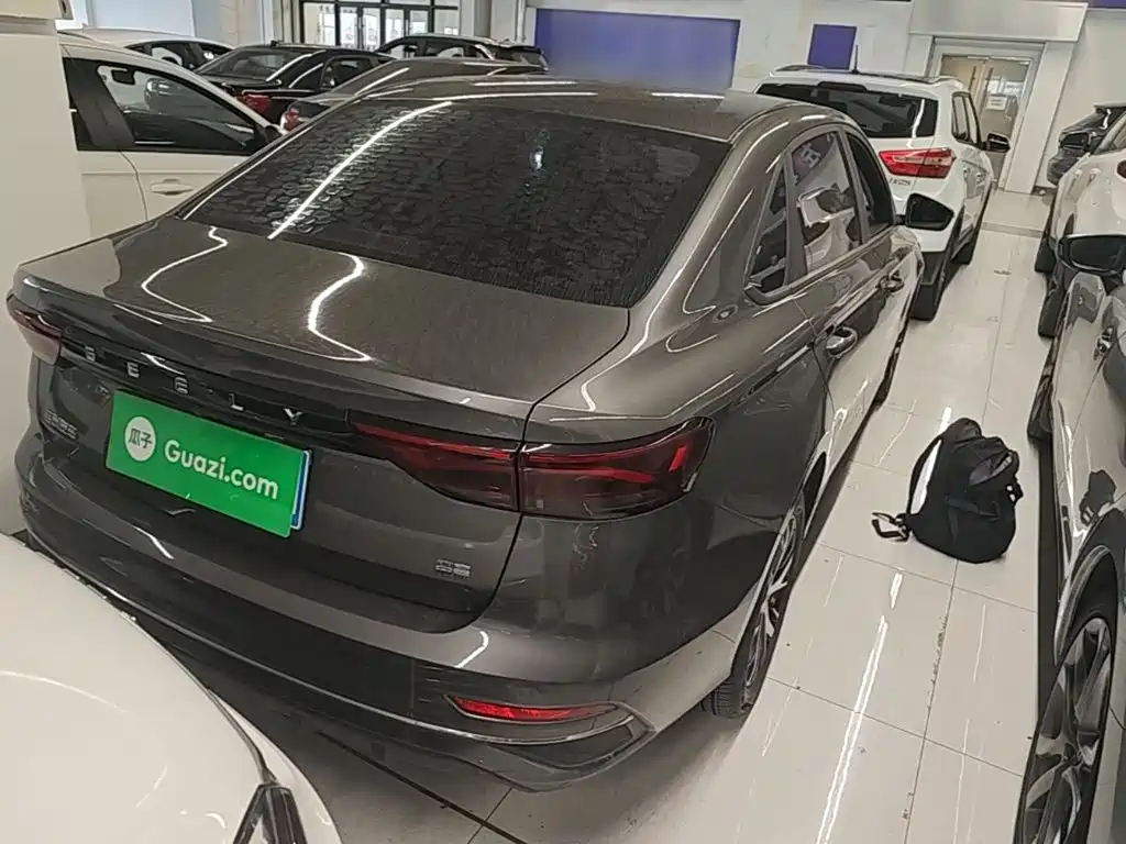 Geely Emgrand — миниатюра 7