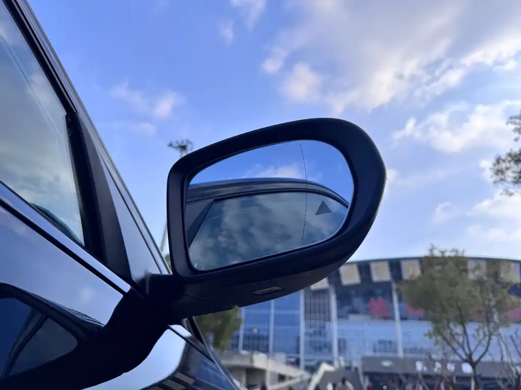 MERCEDES-BENZ C CLASS AMG