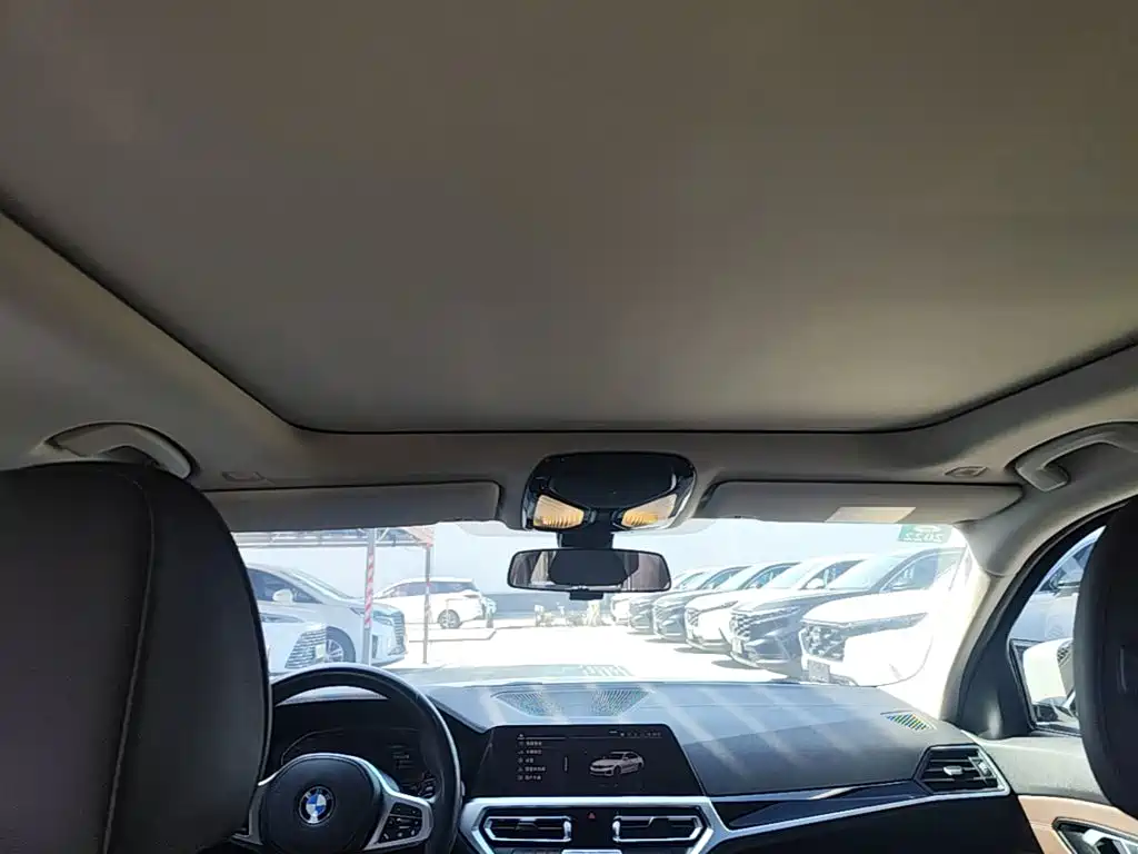 BMW 3 Series — миниатюра 18