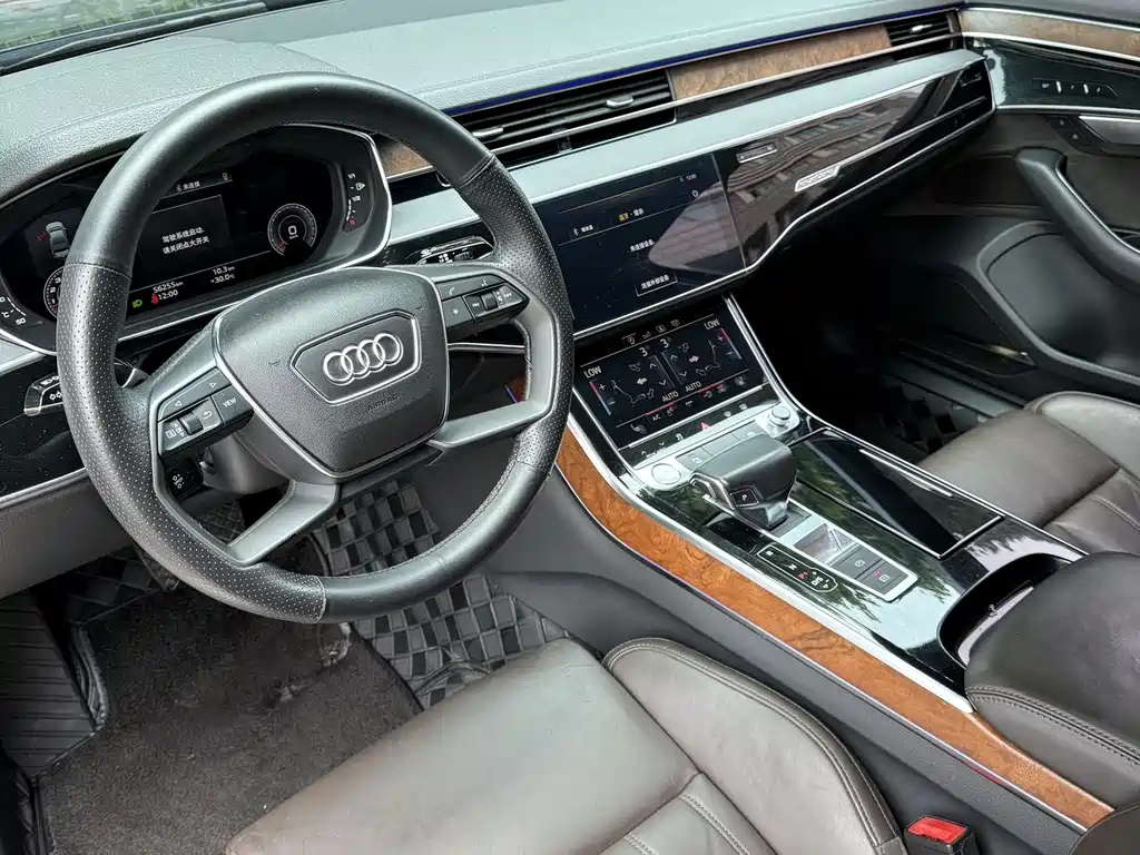 Audi A8 2018 A8L 55 TFSI quattro Premium