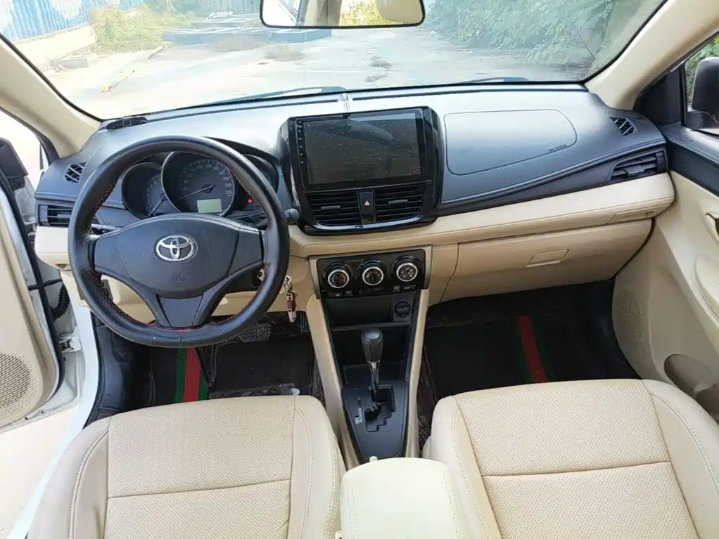 Toyota Vios — миниатюра 10