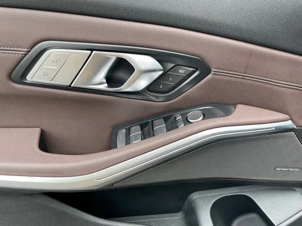 BMW 3 Series — миниатюра 7