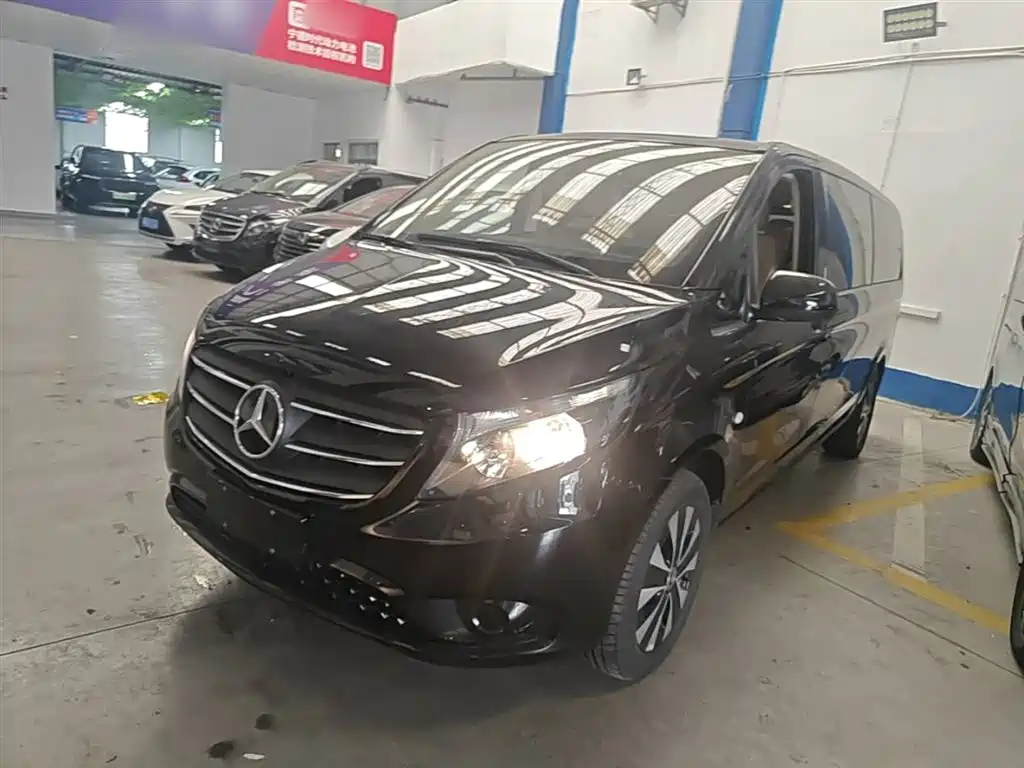 Mercedes-Benz Vito 2023