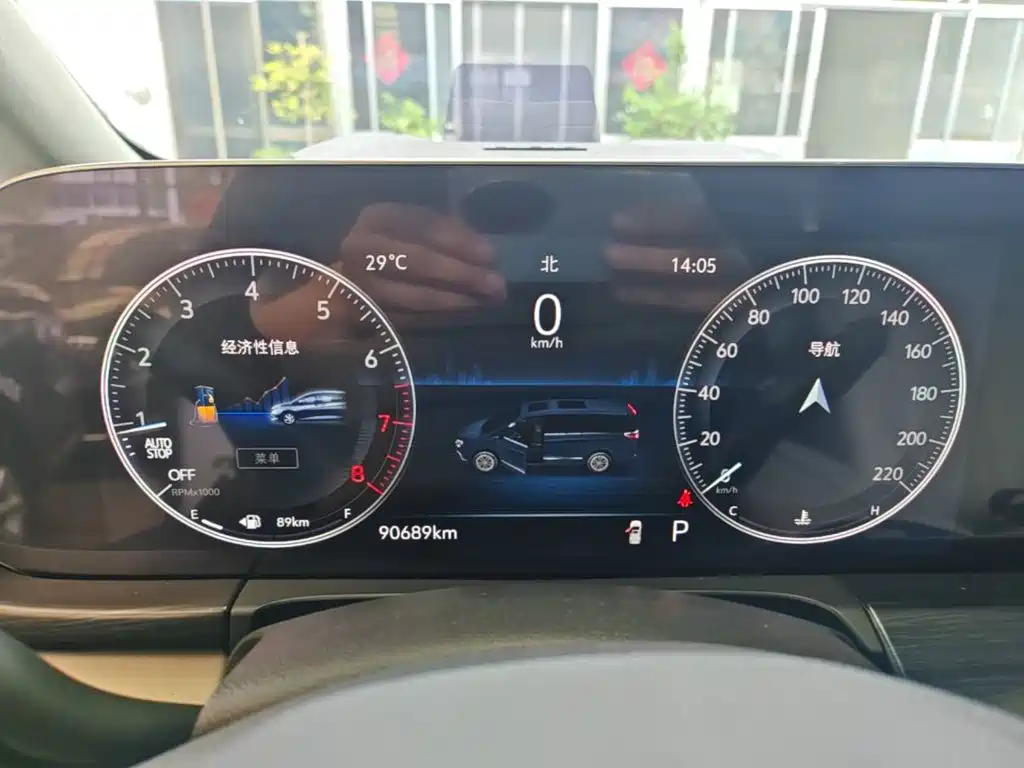 Buick GL8 — миниатюра 12
