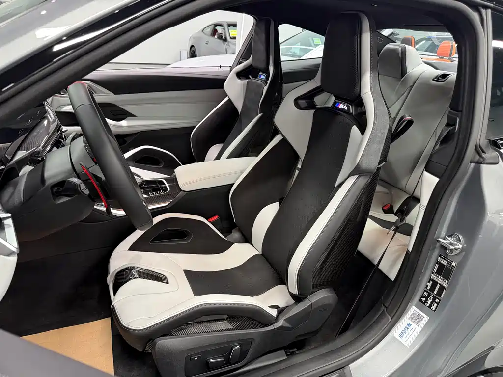BMW M4 2024 M4 M xDrive