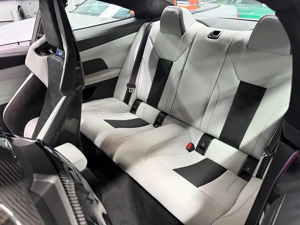 BMW M4 2024 M4 M xDrive