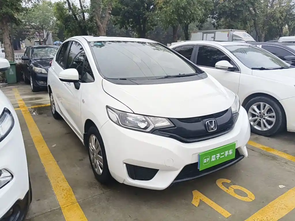 Honda Fit — миниатюра 4