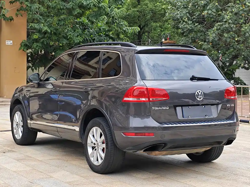 Volkswagen Touareg 2012 R-Line