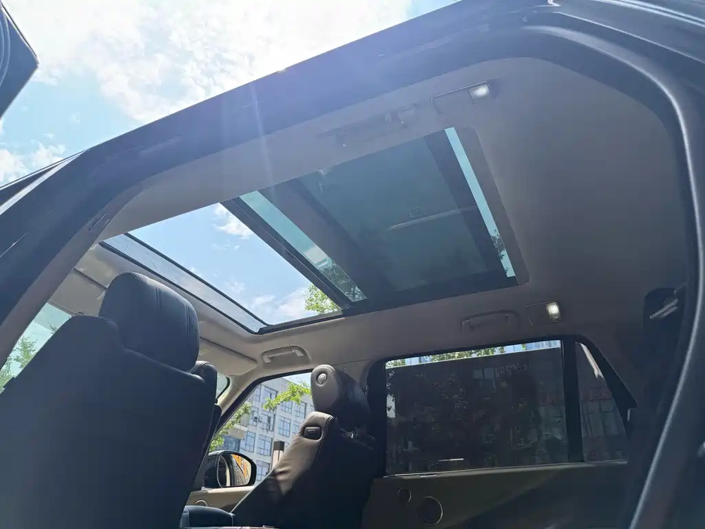 Land Rover Range Rover 2017 3.0 SC V6 Vogue Long Wheelbase