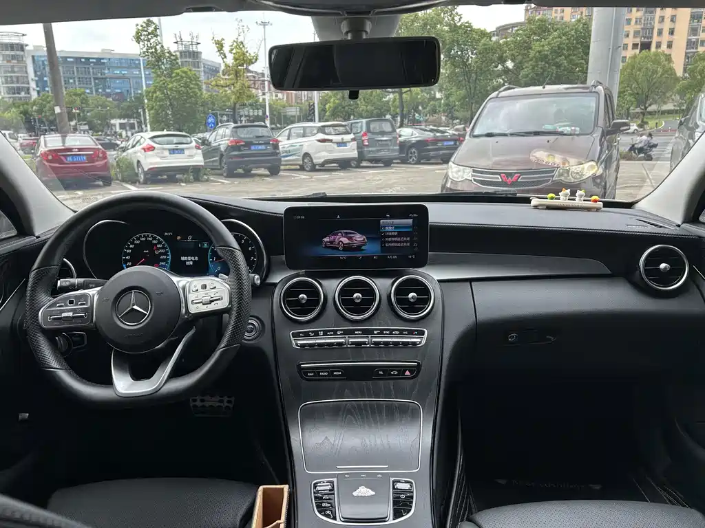 Mercedes-Benz C-Class — миниатюра 8
