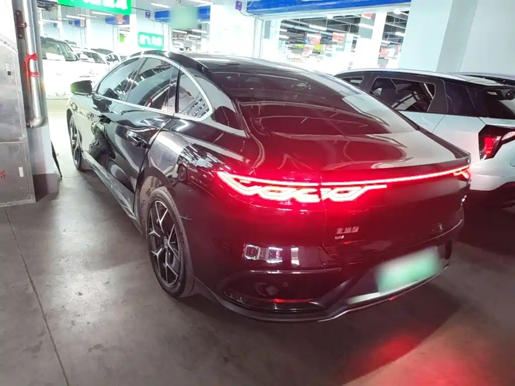 BYD Han — миниатюра 5