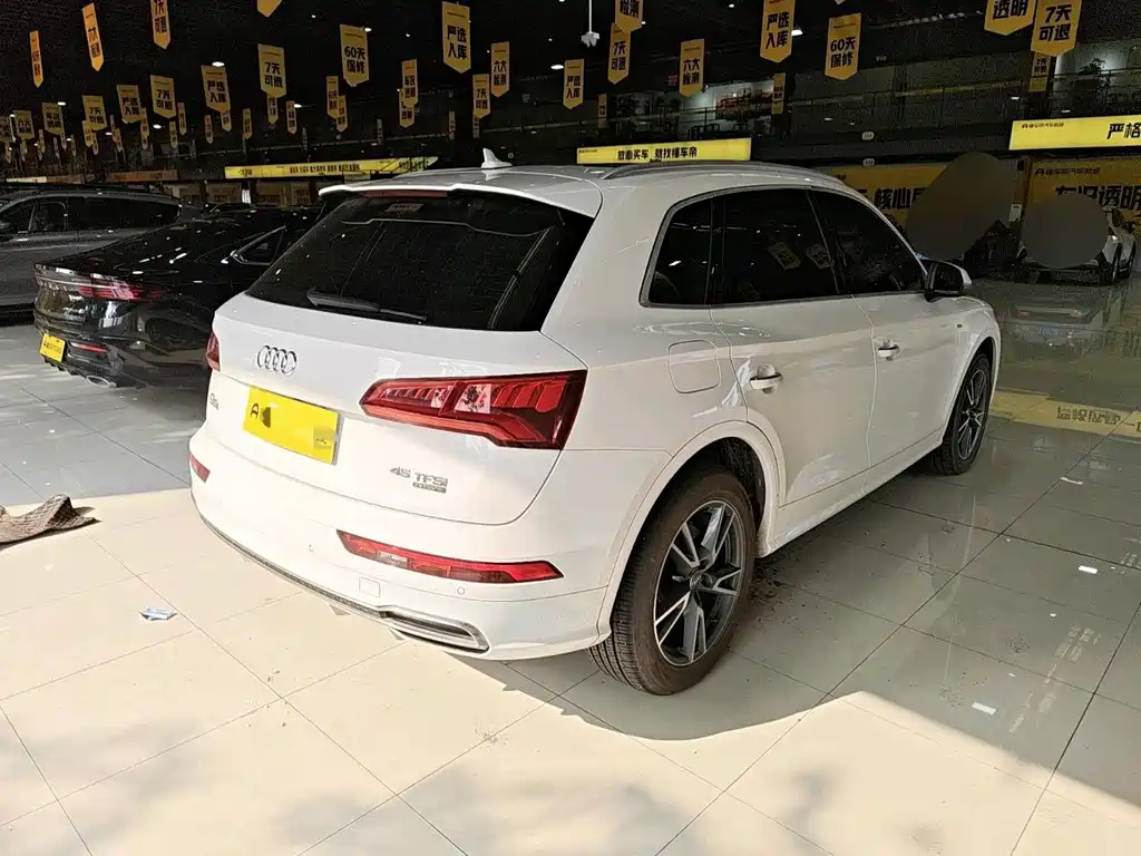Audi Q5L — миниатюра 7
