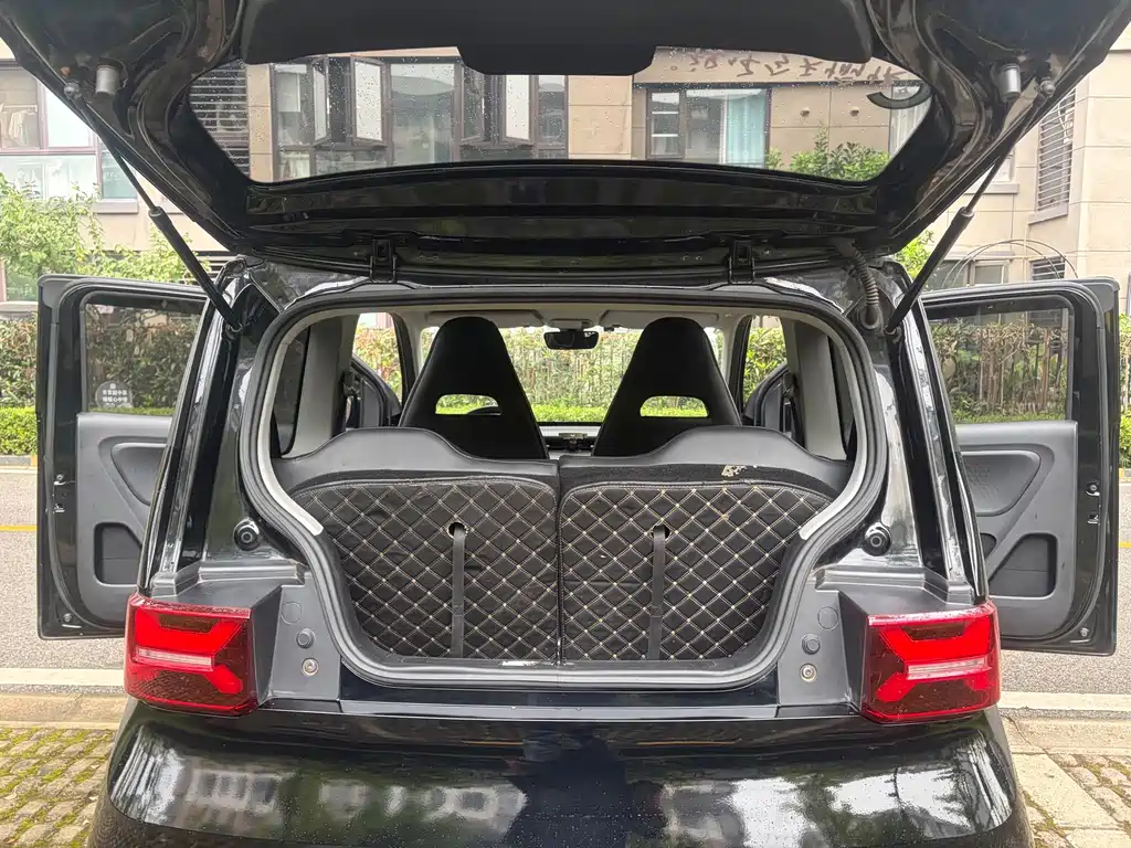 Wuling MINIEV — миниатюра 20