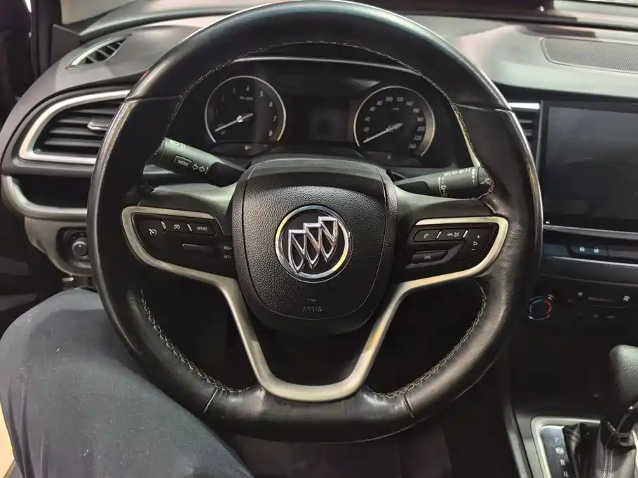 Buick Excelle — миниатюра 15