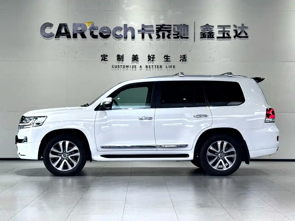 Toyota Land Cruiser 2019 5.7L