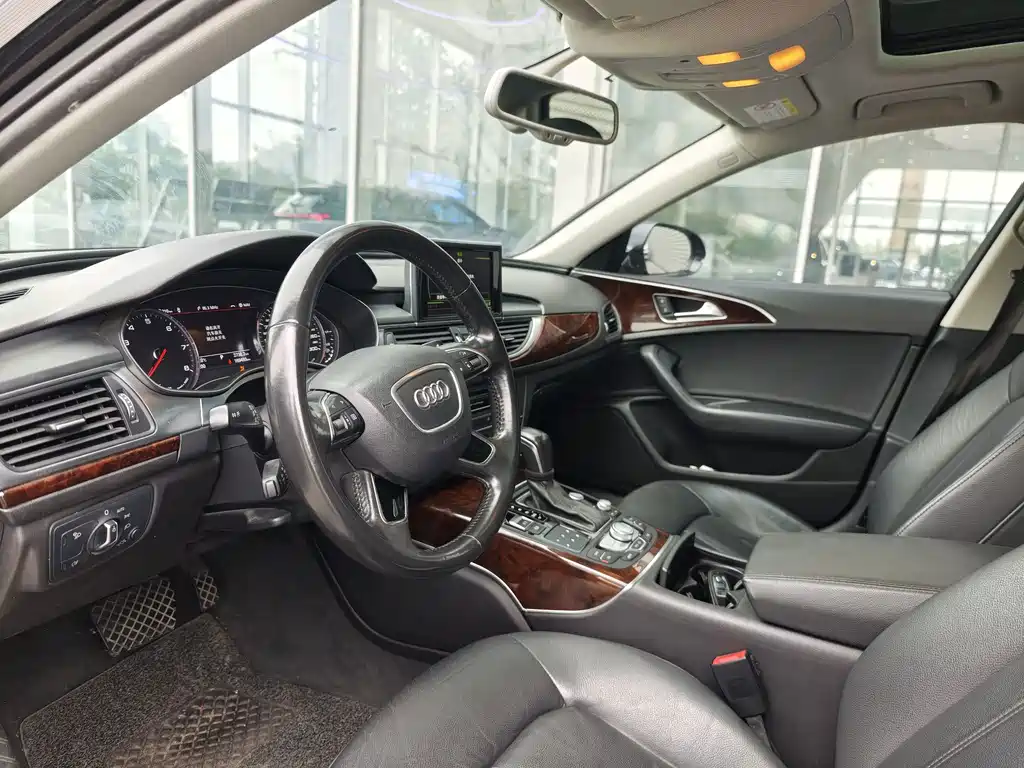 Audi A6L — миниатюра 5
