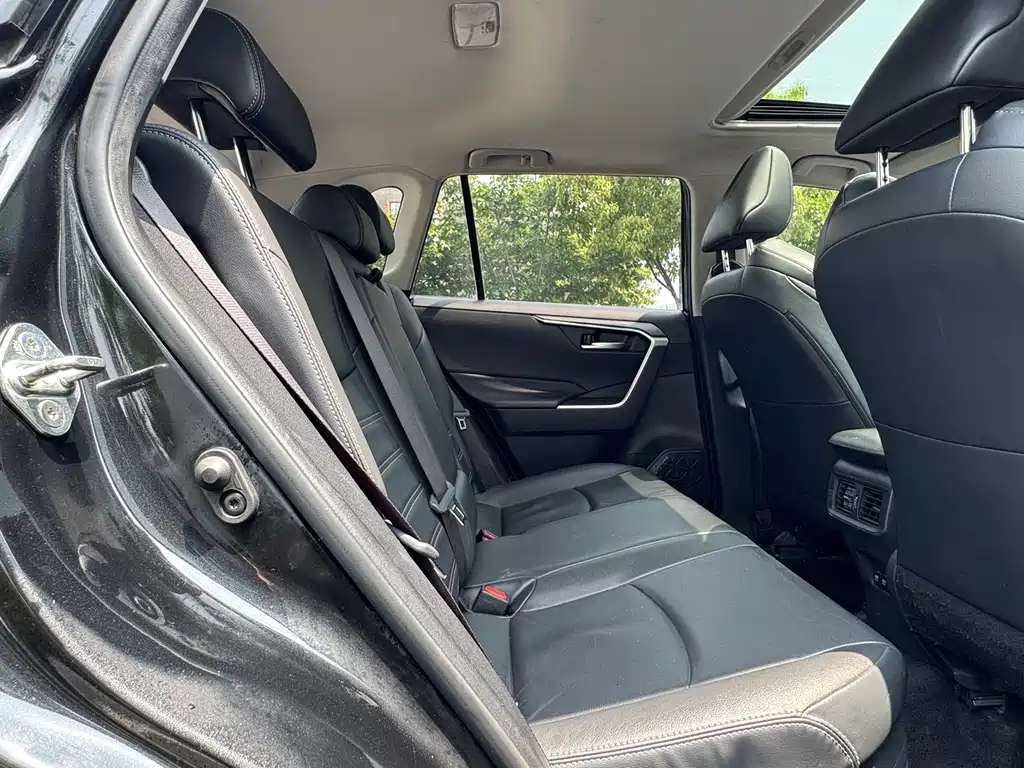 Toyota Wildlander — миниатюра 9