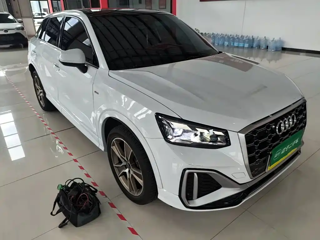 Audi Q2L — миниатюра 4