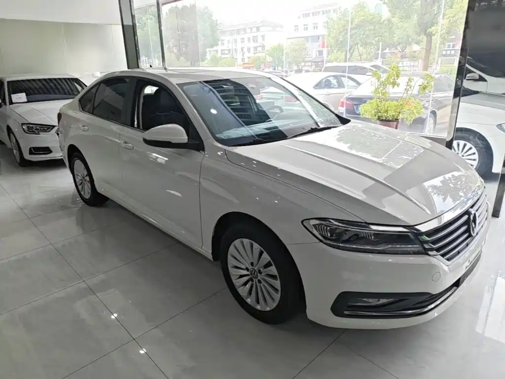 Volkswagen Lavida — миниатюра 4