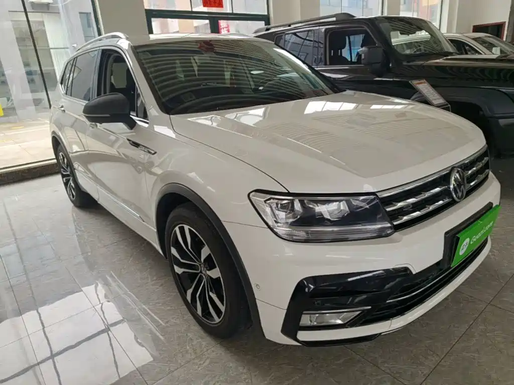 Volkswagen Tiguan L — миниатюра 4