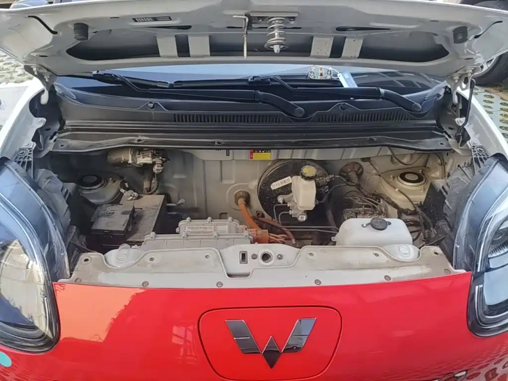 Wuling MINIEV — миниатюра 20