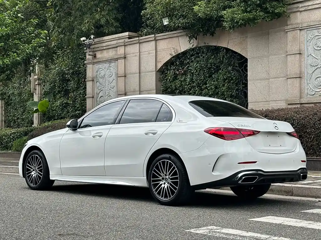 Mercedes-Benz C-Class — миниатюра 23
