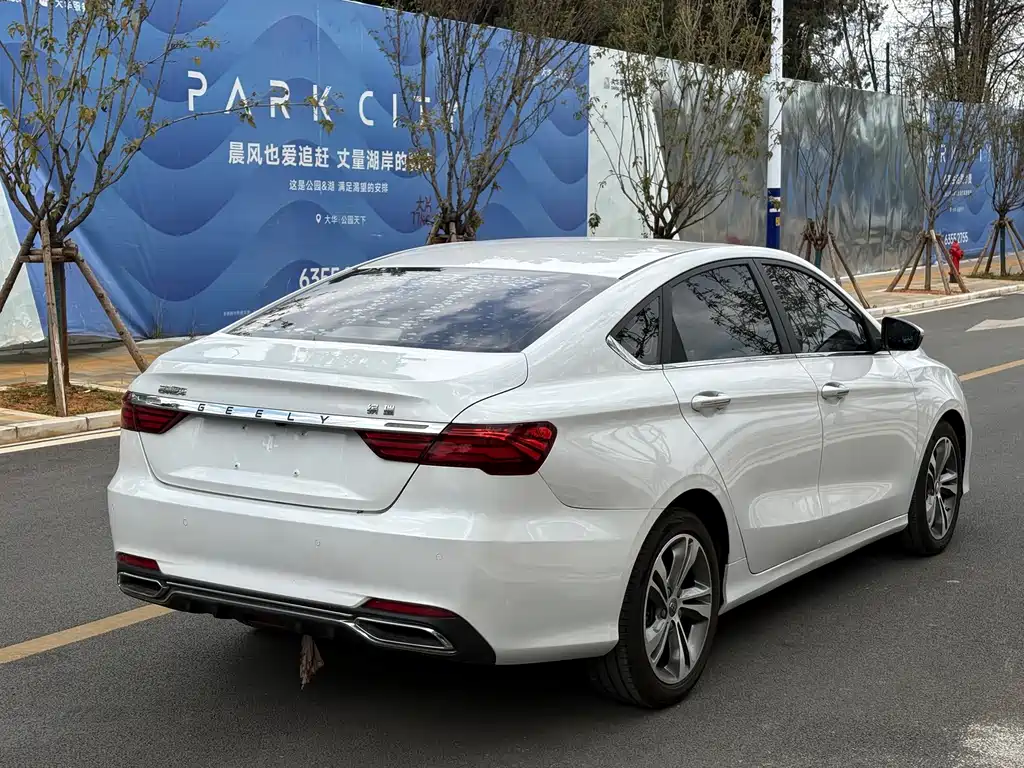 Geely Binrui — миниатюра 11