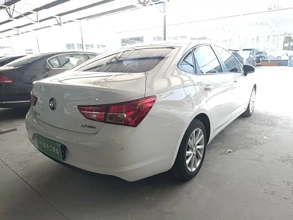 Buick Verano — миниатюра 7