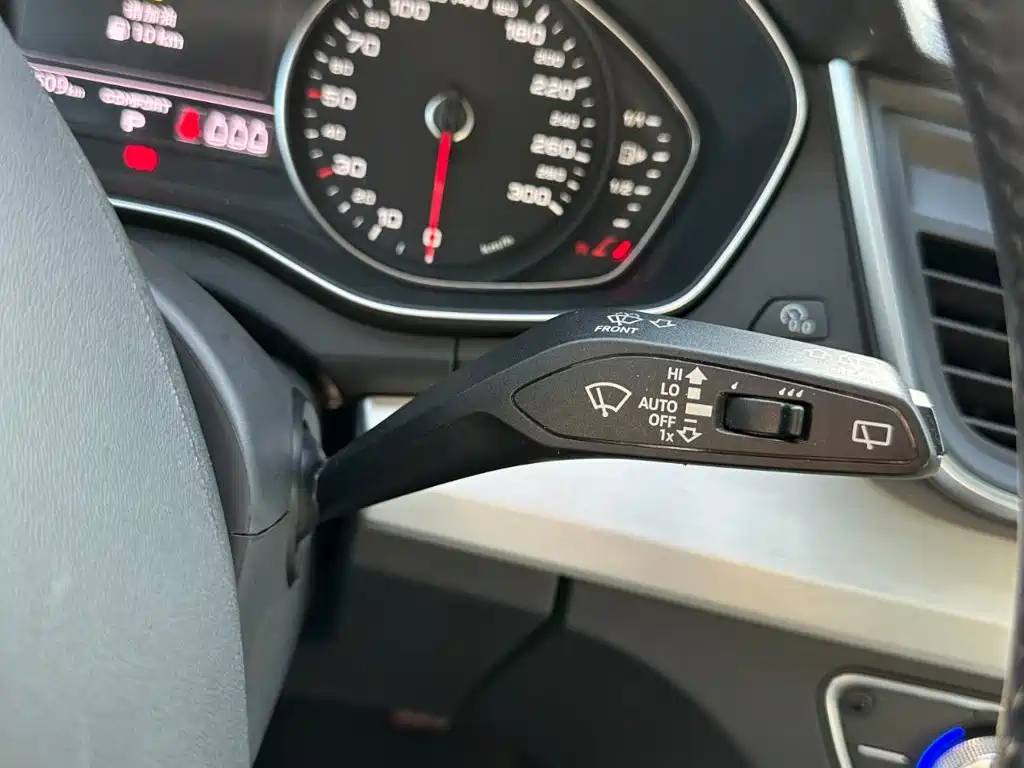 Audi Q5L — миниатюра 25