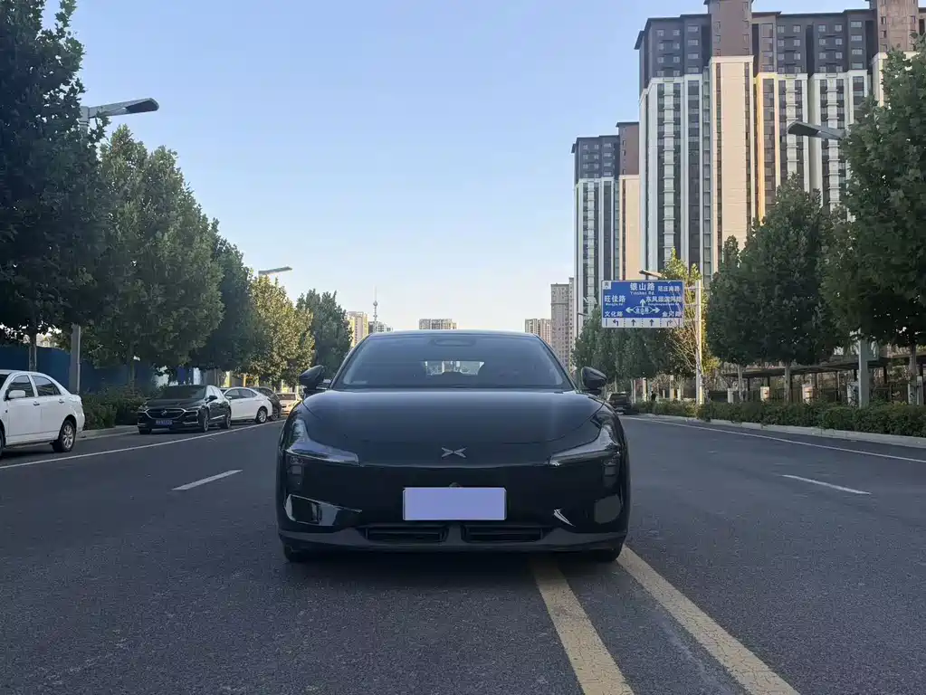 XPeng MONA M03 — миниатюра 2