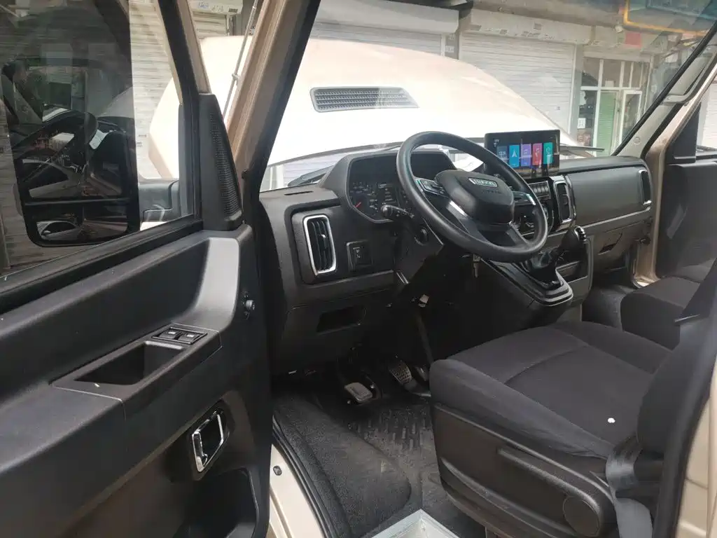 IVECO Daily — миниатюра 17