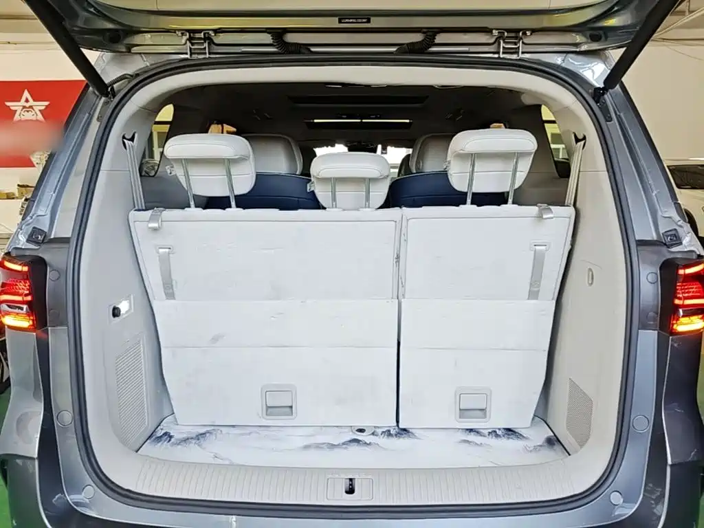 Roewe iMAX8 — миниатюра 19