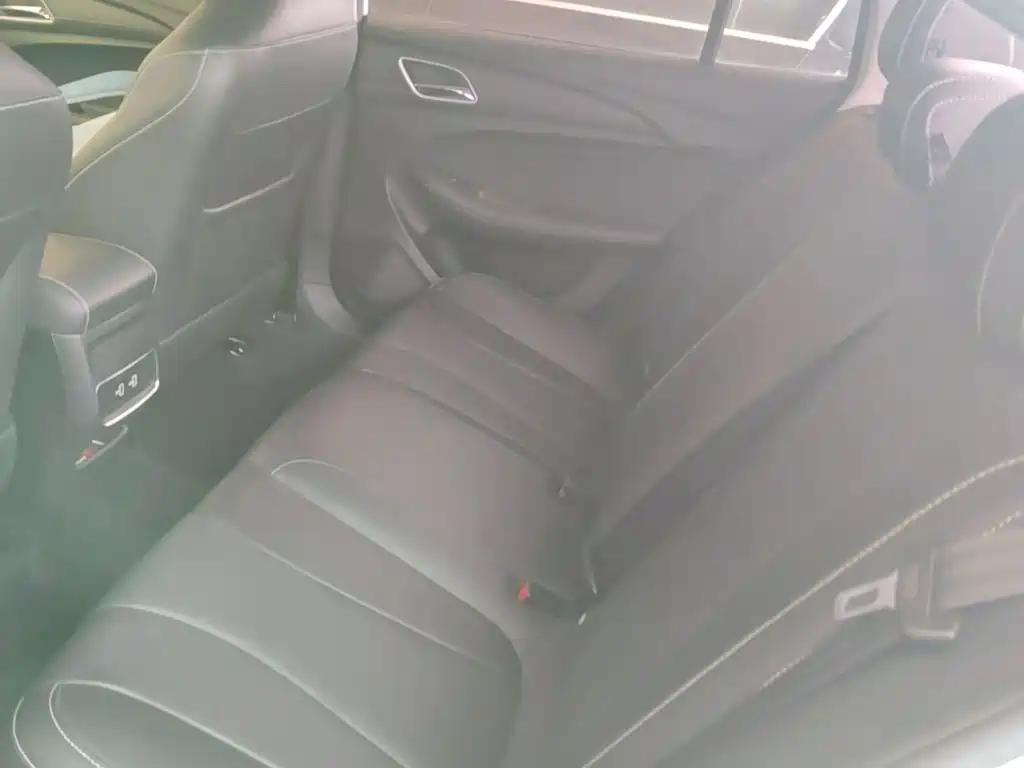 Roewe i5 — миниатюра 17