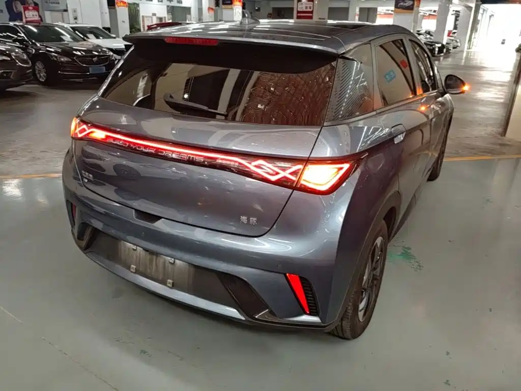 BYD Dolphin — миниатюра 7