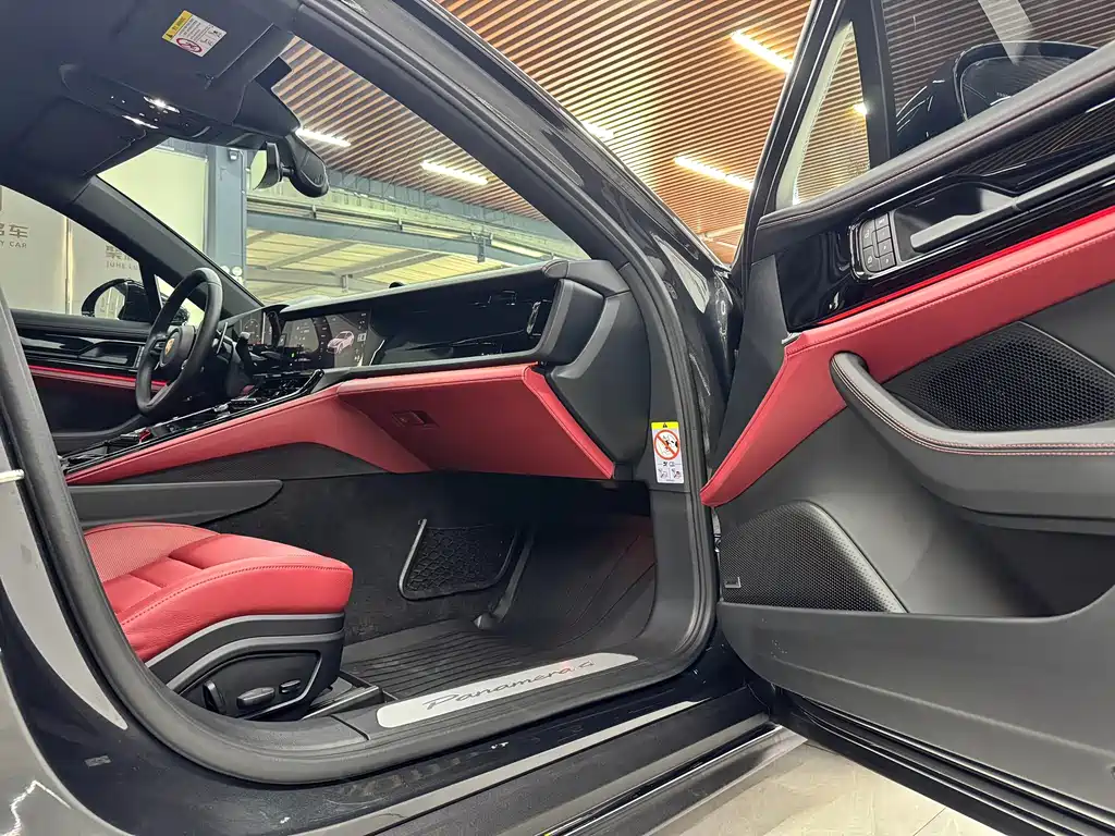 Porsche Panamera — миниатюра 11