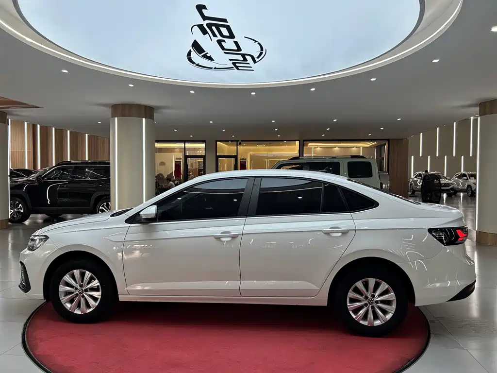 Volkswagen Lavida — миниатюра 8