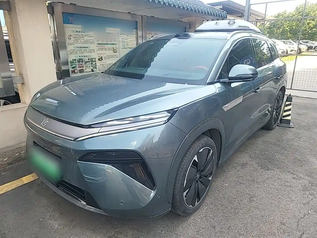Byd 唐L 2025